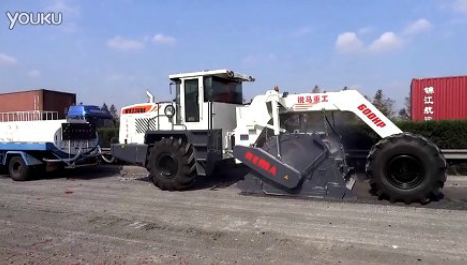 WR2300E，上海高速公路路基冷再生